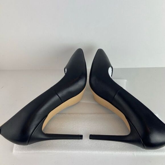 BCBGeneration • Skie Pointy Toe Pumps - Picture 10 of 15